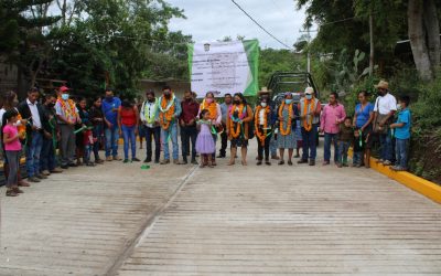 Entrega la Presidenta Municipal Pavimentación de Acceso a Quetzalapa