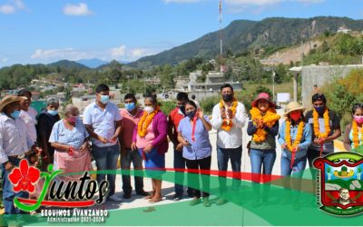 Inauguración de la pavimentación  de la calle Morales