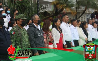 Encabeza Orquídia Hernández, ceremonia y  desfile conmemorativo de Fiestas Patrias