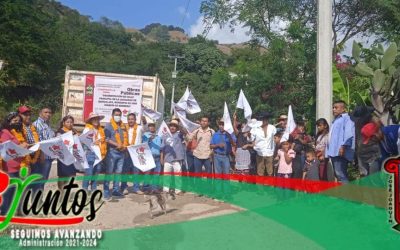 Inaugura alcaldesa Orquídia, pavimentación en Quetzalapa